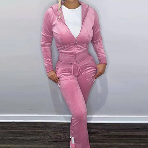 Ensembles de survêtement en velours velours deux pièces pour femmes coupe ajustée personnalisée Street 2 survêtements d'entraînement décontractés brodés survêtements solides - Product Image 3