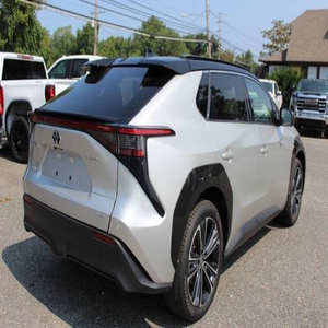 Toyota bZ4X 2023 d'occasion en parfait état - Product Image 2