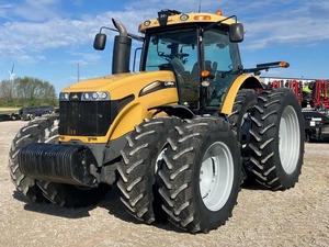 Tractor AGCO de Alto Rendimiento 4x4 Diésel, Equipo Agrícola de Uso Pesado - Product Image 4