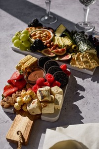 Tabla de cortar de mármol de madera de acacia Natural de alta calidad, bloque multifunción para cortar, queso y servir en la cocina de la India - Product Image 4