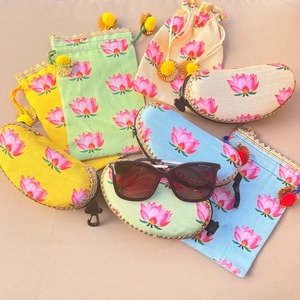 Sacs Lotus Potli avec étui à lunettes cadeaux de retour indien Temple pendaison de crémaillère Pooja 9x12 pouces pochette à cordon en soie faveur de mariage - Product Image 5
