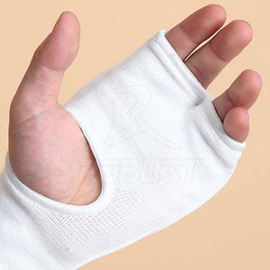 Guantes de Entrenamiento de Karate, Ligeros, de Algodón, Diseño Resistente para Práctica de Golpes y Entrenamiento de Habilidades - Product Image 4