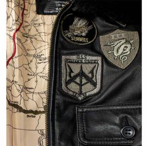 Veste de vol à capuche en fourrure de qualité supérieure pour homme | Bomber aviateur chaud avec doublure isolée en fourrure pour l'hiver - Product Image 4