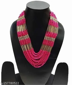 Conjunto de Joyería Artesanal con Collar y Aretes, Coloridos y Personalizables, Estilo Festivo, Espíritu Gitano, Hechos a Mano con Semillas de Arcoíris - Product Image 1
