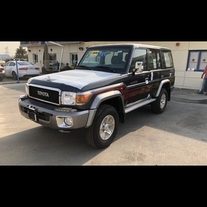 Toyota Land Cruiser GRJ76 |   Toyota Land Cruiser, Buen Estado, Motor en Perfecto Estado, Volante a la Izquierda/Derecha - Product Image 2