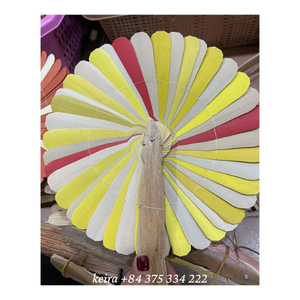 Abanico de Hoja de Palma de Coco Artesanal Vietnamita, Diseño Rústico Hecho a Mano para Decoración del Hogar y Estilo Interior Bohemio - Product Image 3