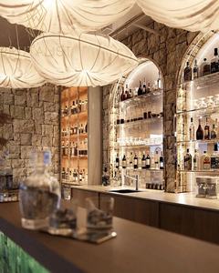 Lounge Bar Discothèque Décoration intérieure moderne Design personnalisé avec luminaires LED et mobilier de bar - Product Image 2