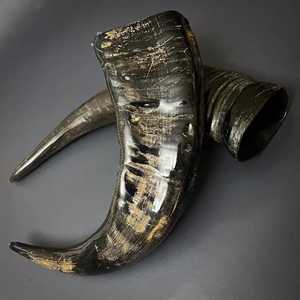 Corne à boire de buffle sculptée polie la plus vendue - Product Image 3