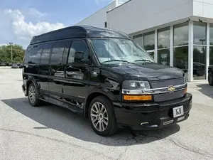 Chevrolet Express 2500 LS 2021, Asientos de Cuero, Neumáticos R19, Interior Claro, Luces LED - Product Image 4