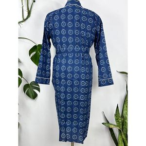 Robe de maison en coton 100% imprimée à la main, motif floral indigo Mughal Bloom, kimono pour homme, matière douce - Product Image 5