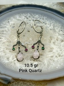 Pendientes de Plata de Ley 925 Hechos a Mano con Cuarzo Rosa Moderno, Joyería Elegante con Piedras Preciosas para Mujer - Product Image 1