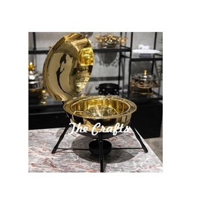 Plato de frotamiento de cobre y acero de diseño fantástico con soporte de hierro negro y tapa de vidrio Accesorios de hotel Plato de frotamiento para servir - Product Image 2