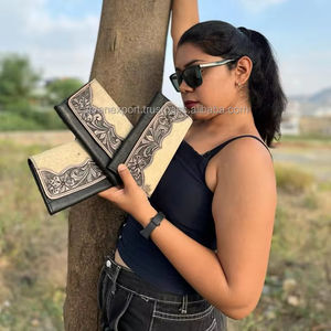 Western Hair On Hide & Hand Tooled Cartera de cuero para mujer Carteras de cuero de vaca genuino Venta caliente Tallado Embrague de cuero - Product Image 2