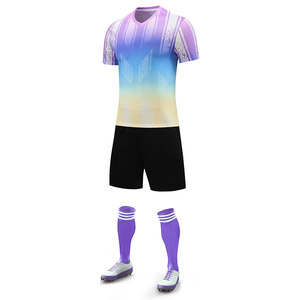 Camiseta de entrenamiento de fútbol personalizada para hombre 2025, conjunto de uniforme de manga corta y pantalones cortos, uniformes de fútbol de tela de poliéster - Product Image 6