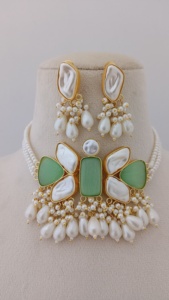 Ensemble de collier de perles lumineuses de conception unique de redevance de minuit motif de fleur avec le produit en vrac personnalisable de chaîne en bambou pour des filles - Product Image 3