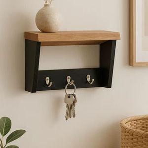 Moderno Porta Llaves de Madera de Roble y Negro con Estante, Dos Tonos. Decoración minimalista para la entrada disponible a precios de mayoreo. - Product Image 1