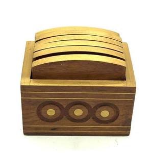Ensemble de luxe Sous-verres artisanaux en bois et laiton incrustés chez Star Crafts India pour la maison et le bureau - Product Image 2