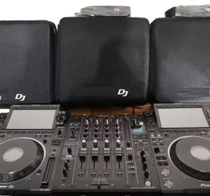 PRÊT À EXPÉDIER CDJ-3000 & DJM-900NXS2 Noir Bundle Console de Musique Assistée par l'Électrique & Contrôleur DJ - Product Image 2