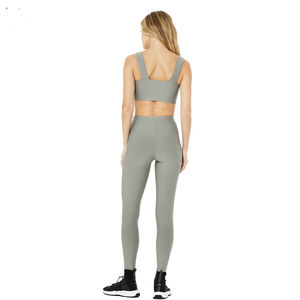 Haute qualité en gros 2024 femmes Yoga ensembles soutien-gorge et vêtements de fitness Yoga costumes confortables avec taille de couleur personnalisée et logo - Product Image 2