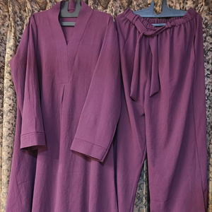 Conjuntos coreanos paquistaníes importados Kurtis | Top plisado | Ajuste de tallas XL a 5XL | Elegante, cómodo y listo para viajar - Product Image 1