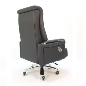 HOGVP159 Executive Chair with <b>Footrest</b> Premium PU Leather and Genuine Leather Revolving and <b>Adjustable</b> Height for Workshops - Product Image 4