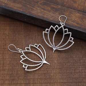 Pendientes de diseño de flor de loto al por mayor en 925, aros de joyería floral de plata de ley sólida, accesorios finos para mujeres y niñas - Product Image 5