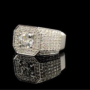 Anillo de Hombre con Diamante Cultivado en Laboratorio de Corte Redondo, Oro Sólido de 14k, Certificado IGI - Product Image 2