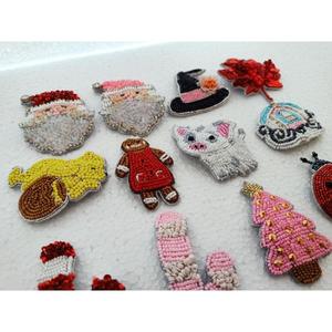 Patchs à breloques personnalisés de qualité supérieure avec broderie de perles, applique pour la décoration de vêtements de marque, provenant d'un fournisseur indien - Product Image 2