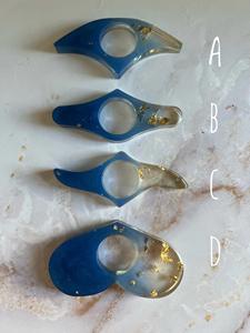 Soporte para páginas de libros de resina, agarre para los dedos, accesorio de lectura duradero y cómodo, perfecto para libros, materiales de estudio, diarios y novelas - Product Image 1