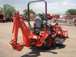 Usado para Tractor de Ruedas BX23S 210HP 2001-4000 Horas - Product Image 2