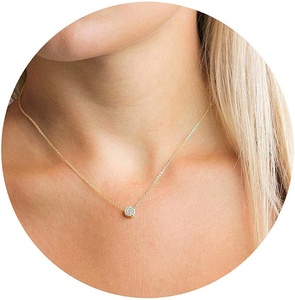 Set di Gioielli <span class=keywords><strong>in</strong></span> Argento Sterling 925 Placcato <span class=keywords><strong>Oro</strong></span> 14K Personalizzabile da Donna, <span class=keywords><strong>con</strong></span> Collana e Orecchini a Stella Minimalista - Product Image 2