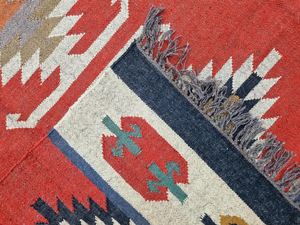 Alfombra Kilim de lana tejida a mano en yute rojo alfombra de área grande con pila alta para sala de estar dormitorio comedor con patrón abstracto - Product Image 2