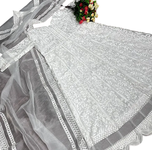 Venta caliente indio blanco Chikankari vestido largo acampanado con Dupatta tradicional fiesta desgaste paquistaní hermoso volantes Maxi traje - Product Image 1