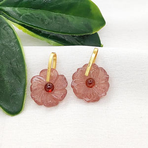 Charme de fleur sculptée avec pierre centrale de 3 mm, sculpture de fleur en pierre précieuse, pendentif plaqué or, argent 925, pierre précieuse faite à la main, bijoux fins - Product Image 6