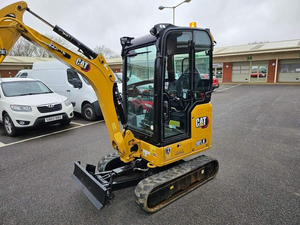 Mini-excavatrice Caterpillar 301.8 - Product Image 2