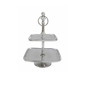 Vente chaude Personnalisé Gâteau Stand Royal Look Qualité Supérieure Conception En Relief En Métal Gâteau Plateau Stand - Product Image 2