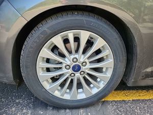 Offre exceptionnelle : Ford C-Max Energi S E FWD d'occasion - Prêt à être expédié - Product Image 5
