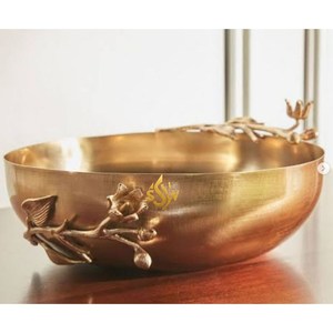Tazón para servir de Chocolate de Metal de latón decorativo de tendencia elegante que sirve comida deliciosa y postre plato de exhibición de dulces de aspecto real - Product Image 5