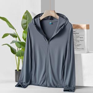 Veste de protection solaire UV UPF 50 + pour femmes et hommes Nouveau design Mince Doux Respirant Séchage rapide avec broderie Fabriqué au Vietnam - Product Image 4