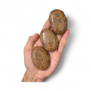 Venta al por Mayor de Piedras de Palma de Obsidiana Caoba Premium MUNTAHA AGATE, Cristal Curativo Pulido de Forma Ovalada, Colección Metafísica FengShui - Product Image 3