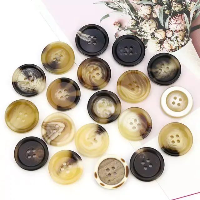 Amazon Hot Selling handcrafted resin horn button with 4 holes horn pattern resin windbreaker button at wholesale price From SCI