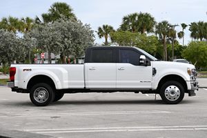 รถฟอร์ด F-450 Super Duty Lariat ปี 2020 ขับเคลื่อน 4 ล้อ ไมล์น้อย เครื่องยนต์สมบูรณ์ ระบบเกียร์อัตโนมัติ หลังคาพาโนรามา ไฟ LED พร้อมส่ง - Product Image 3