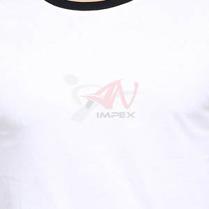 Ensemble T-shirt et short de conception haut de gamme, tissu léger et doux, coupe confortable pour le streetwear - Product Image 5