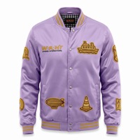 Blouson Bomber en Satin Personnalisé pour Homme, Lilas, avec Patchs en Chenille Dorés, Doublure par Sublimation, Logo Personnalisé, OEM, Streetwear