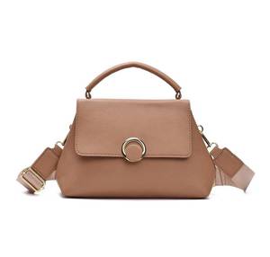 Borsa a Tracolla e Borsetta in Pelle per Donne - Product Image 4