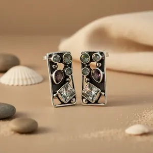 Boucles d'oreilles géométriques en cristal pour femmes, bijoux tendance - Product Image 1