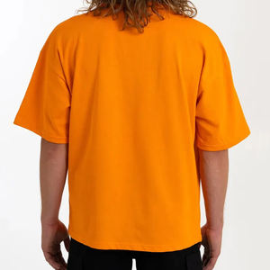 Gym Exercise Running T-shirt avec logo personnalisé et fonction anti-boulochage T-shirt sérigraphié avec broderie 3D T-shirt uni surdimensionné - Product Image 4