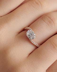 แหวนเพชรเส้นเล็กรูปวงรี14K ประดับเพชรแฟชันเสริมบุคลิกภาพแหวนเพชรรูปวงรีสำหรับการหมั้นในงานแต่งงาน - Product Image 3