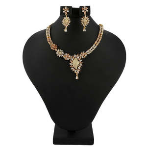 Conjunto de Joyería con Diamantes Americanos - Dorado y Melocotón - Product Image 1