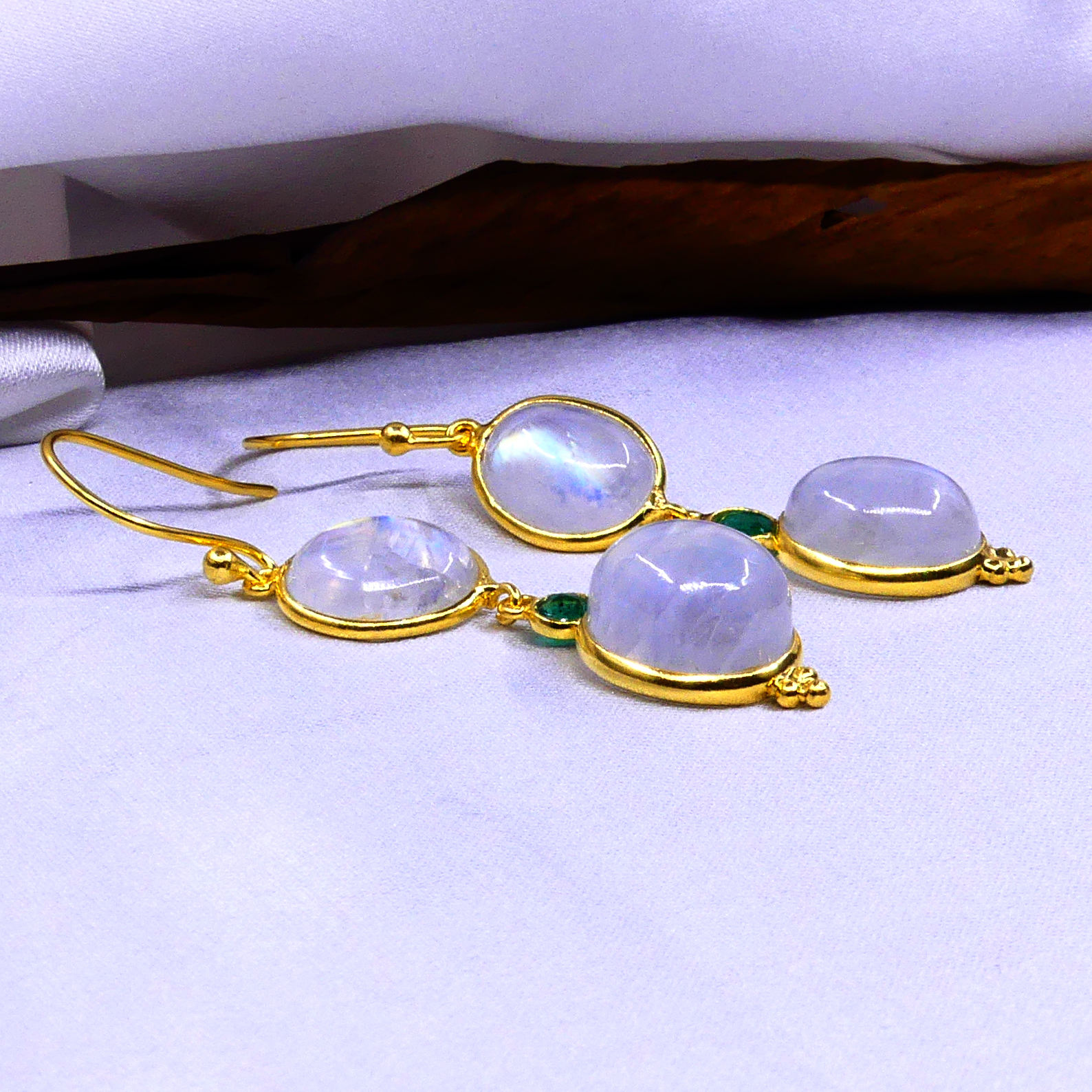 สีเหลือง